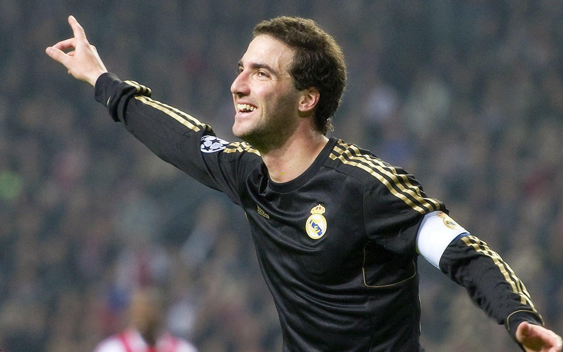 剑南春｜球你来辩，欧冠巅峰战火重燃，曼城强袭伯纳乌誓雪前耻